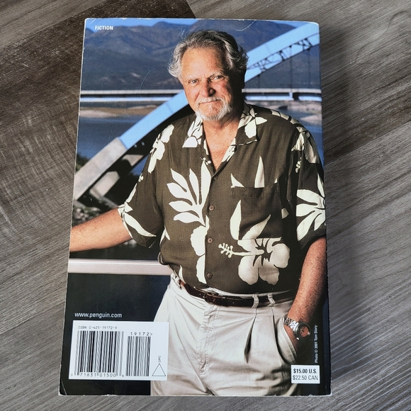 ⭐️ Golden Buddha by Clive Cussler ⭐️ 2 FOR $15 - Picture 5 of 5